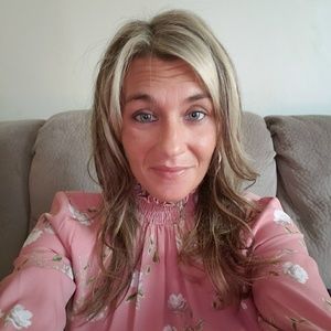 Meet your Posher, Desiree